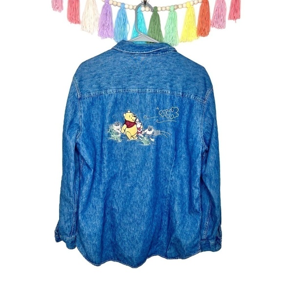 Vintage 90s Disney Store Pooh’s Misty Cove Embroidered Pooh Piglet Denim Shirt - Picture 3 of 17